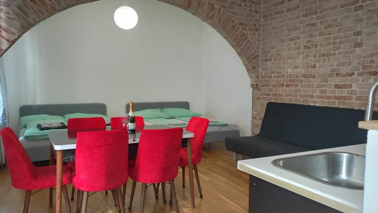 Cozynite Premium Apartment Stadthalle 비엔나 외부 사진