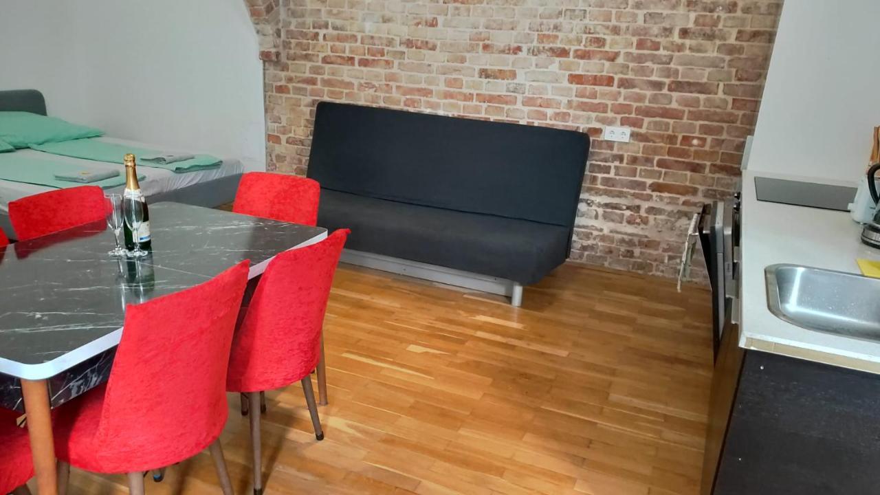 Cozynite Premium Apartment Stadthalle 비엔나 외부 사진