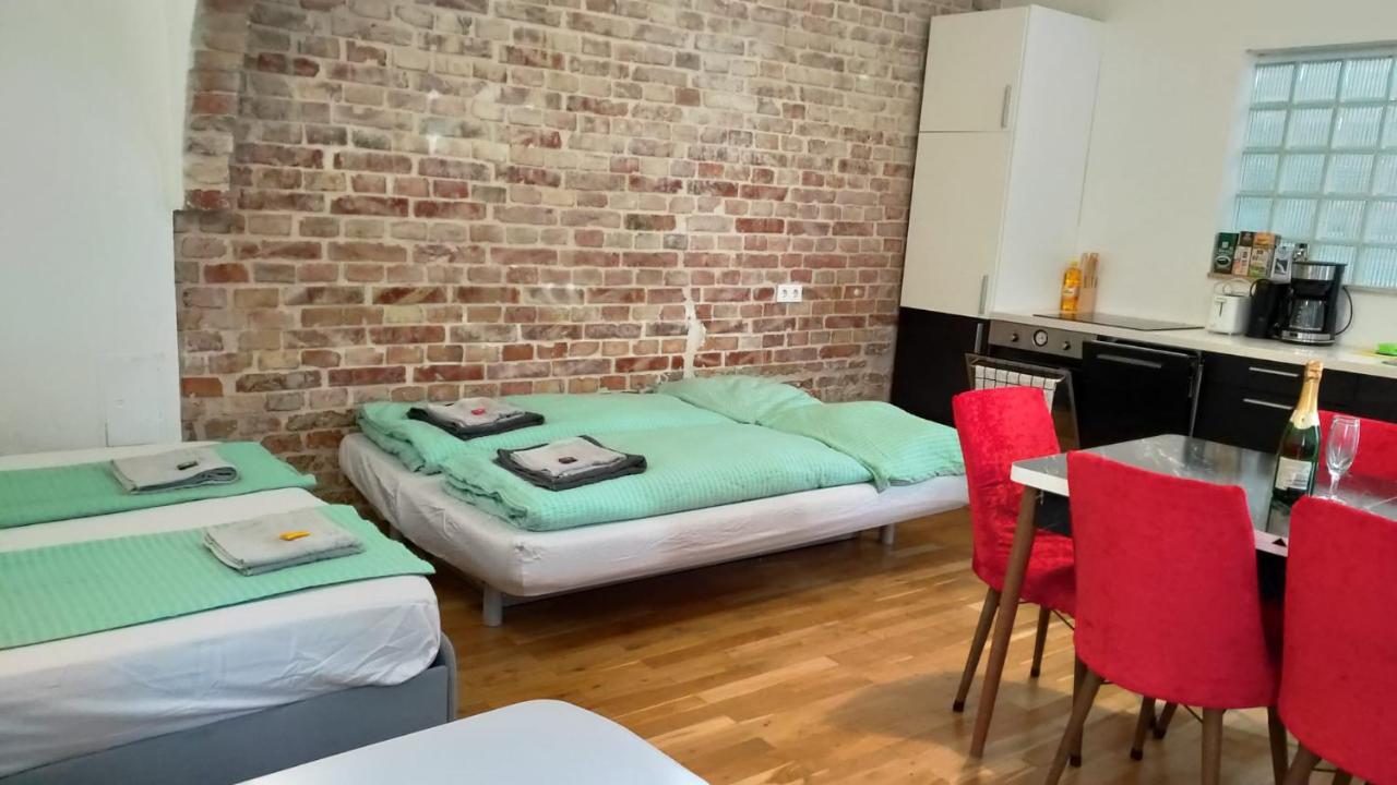 Cozynite Premium Apartment Stadthalle 비엔나 외부 사진